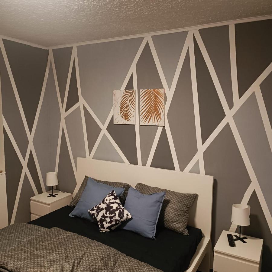 Apartman M&M'S Apartment คาร์โลวัตส์ ภายนอก รูปภาพ